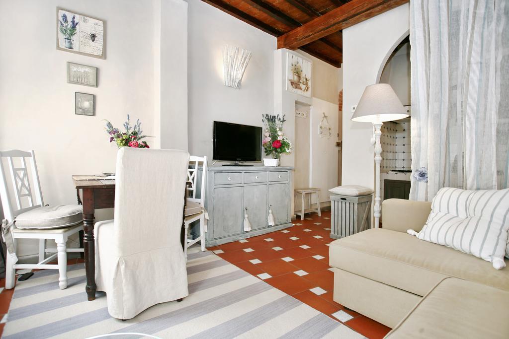 Gina Guest House Firenze Rom bilde